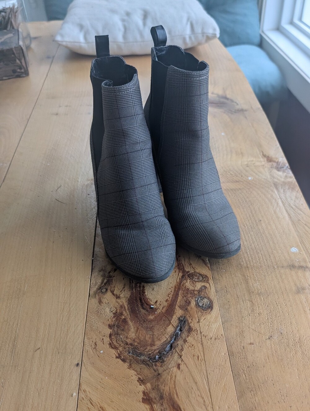 Plaid Chelsea Ankle Boots - Gray